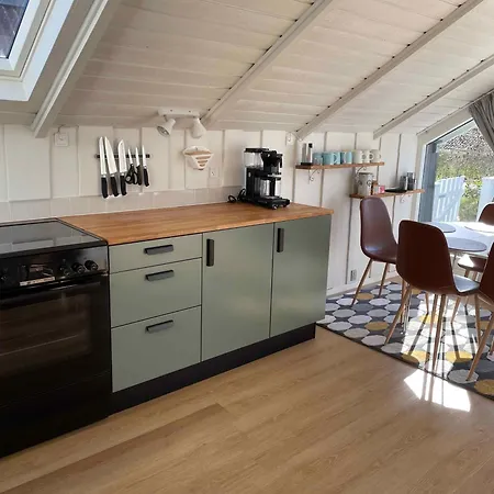 Cozy Summer House Near * Эбельтофт